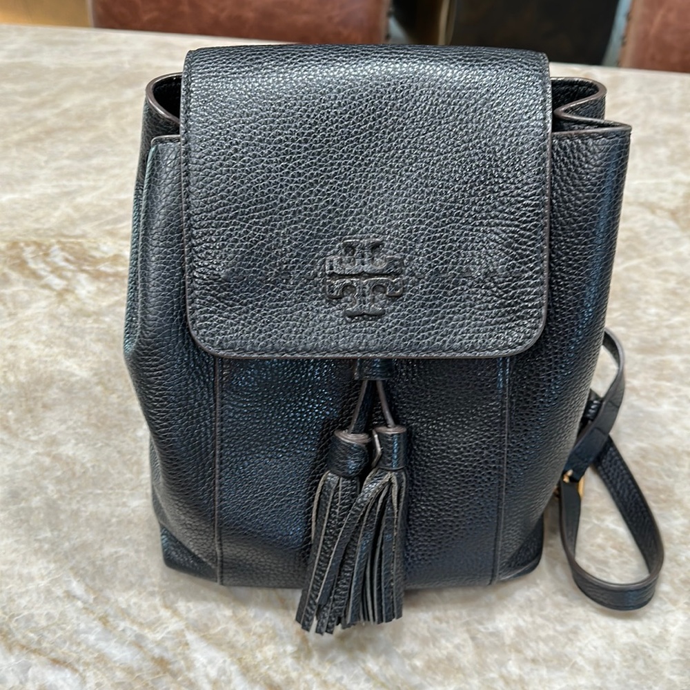 Tory Burch Pebble Leather backpack Black.  Excellent condition